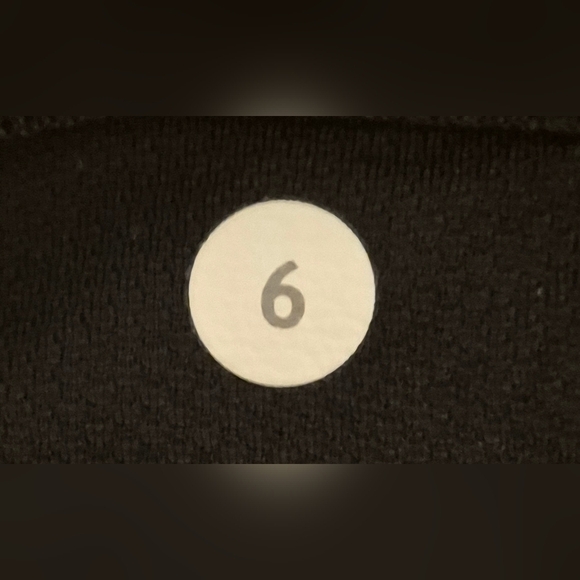 Lululemon Run Times Short *2-way Stretch 
Giant Herringbone Swift Black/White - Picture 6 of 6